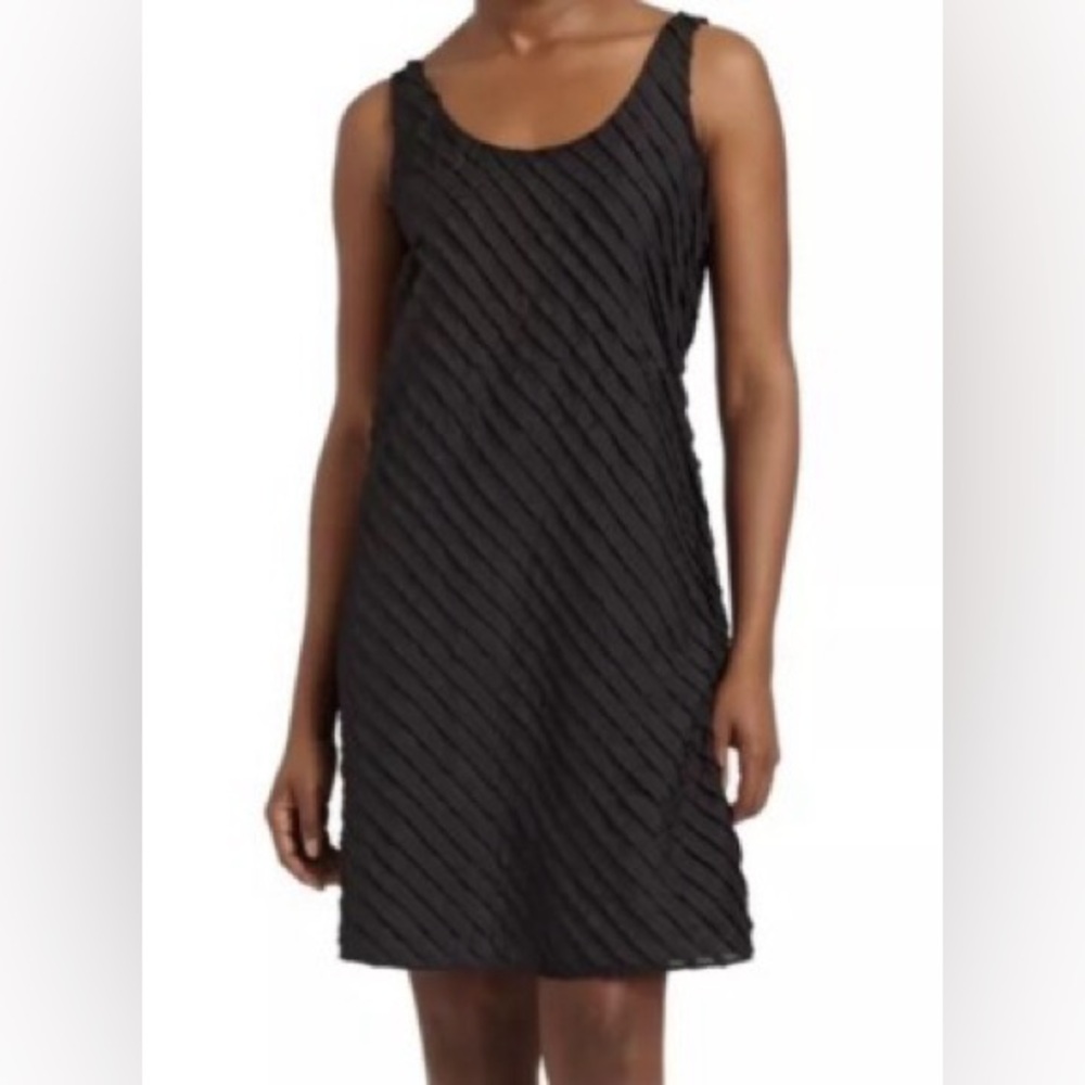 Eileen Fisher 💯% Silk Diagonal Ruffle Little Black Sleeveless Dress Size 8